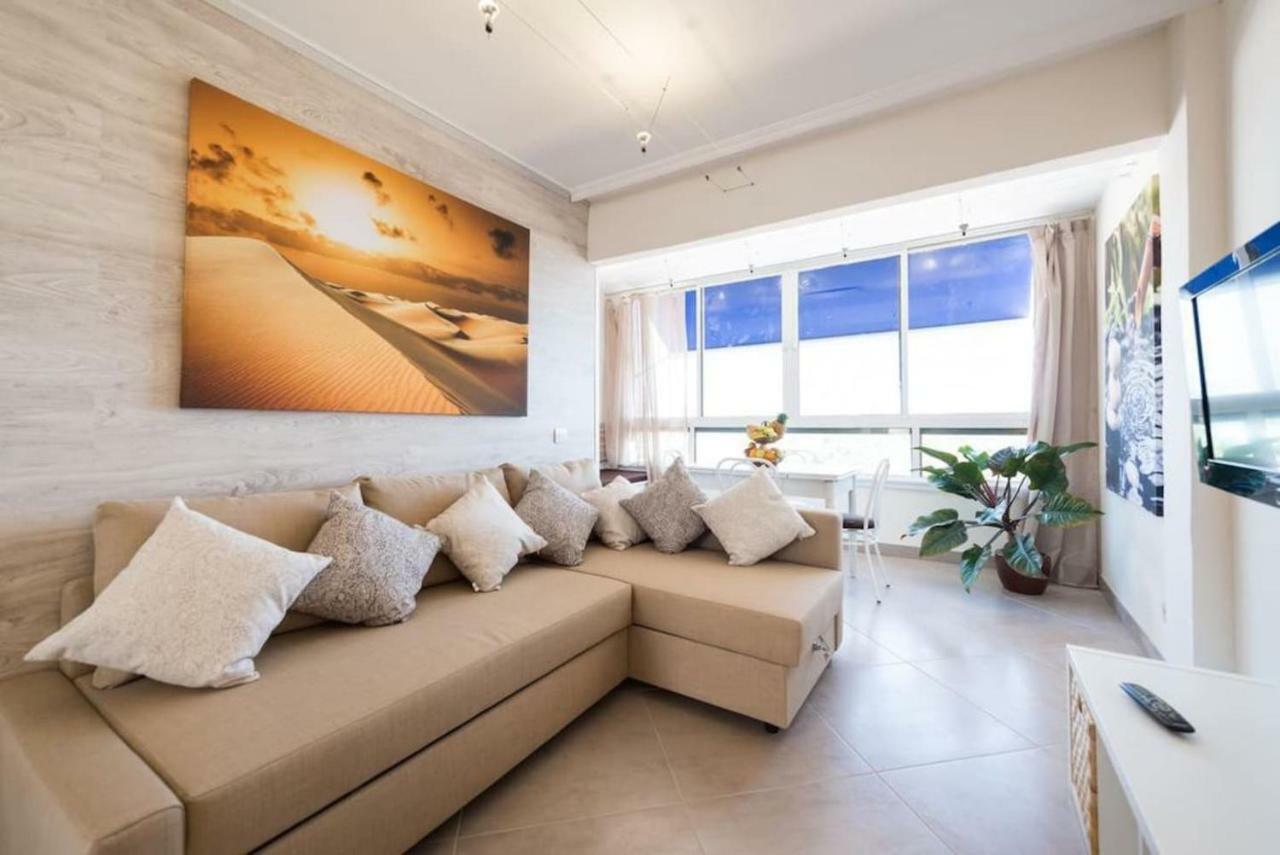5 Min Walk From Yumbo! 517 Apartment Маспаломас Екстериор снимка